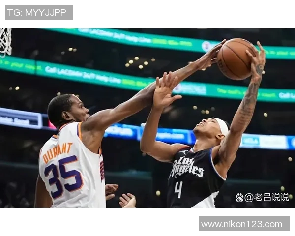 半场结束篮网VS魔术 比分58-54篮网领先