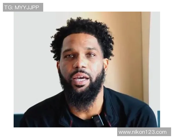 山东男篮开局警钟：鲍威尔状态低迷，如何影响球队的季后赛布局？