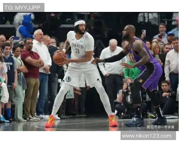 一夜之间，独行侠有新动向，开拓者寻求交易，佩林卡恐逼走詹姆斯